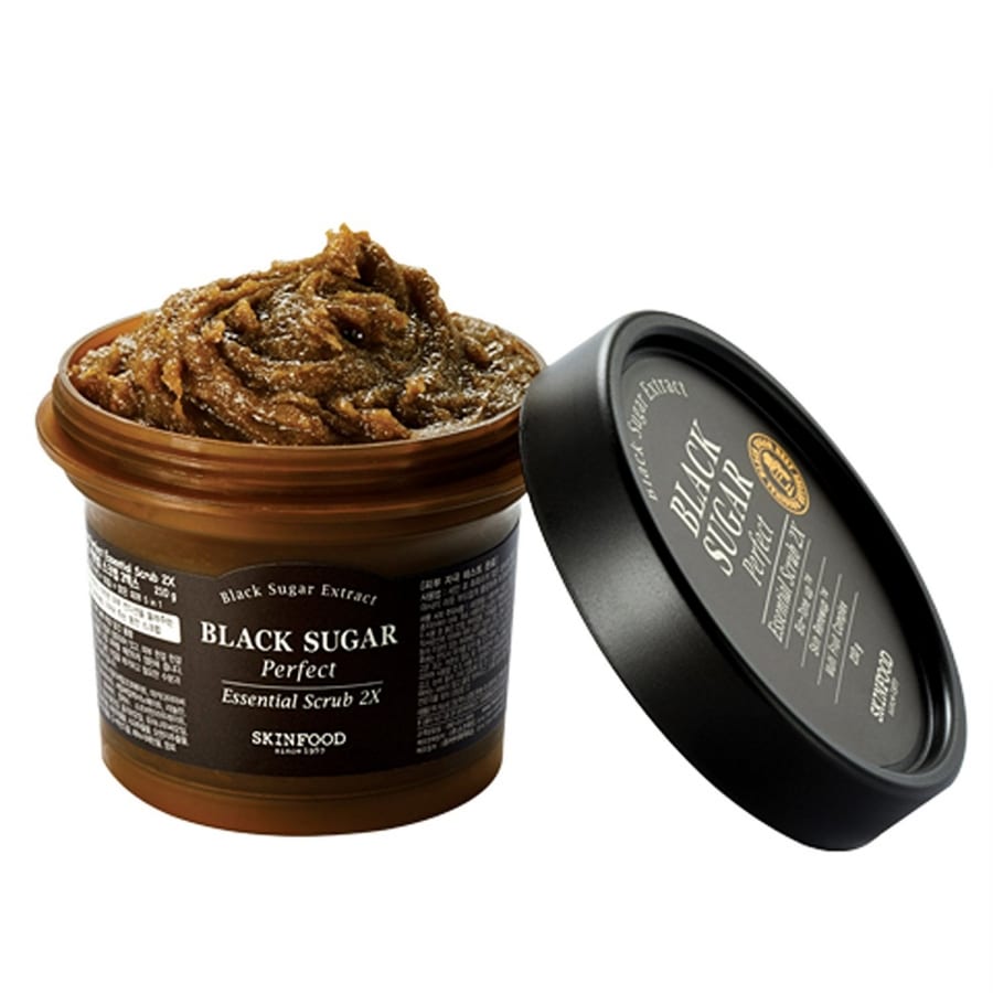 سكراب مقشر من سكن فود حجم 210 Black Sugar Perfect Essential Scrub 2X