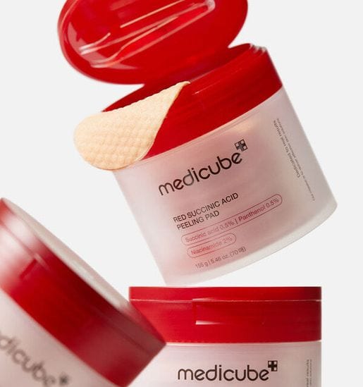 مسحات تقشير بحمض السكسينيك الأحمر 70 قطعه من ميديكوب Medicube Red Succinic Acid Peeling Pad
