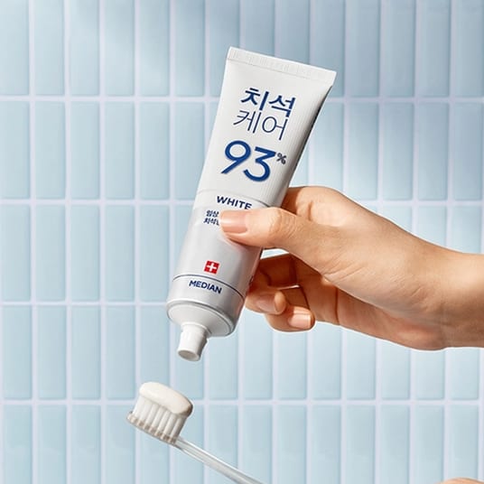 Median Toothpaste White 93% معجون أسنان ميديان لتبيض الاسنان 93%