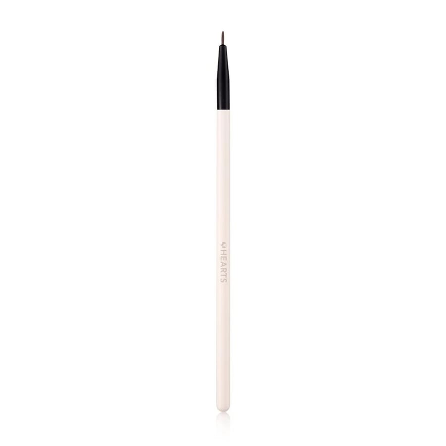 HEARTS Precision Eyeliner Brush هارتس فرشاة تحديد العيون الدقيقة