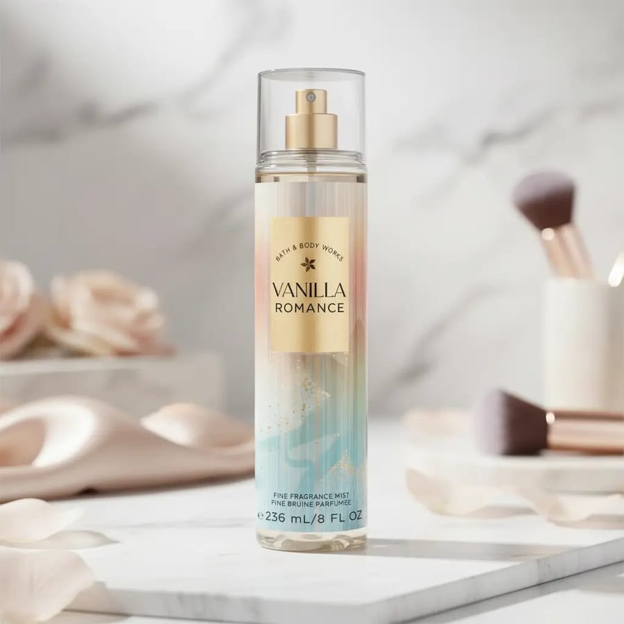سبلاش الجسم فانيلا رومانسي من باث اند بودي Vanilla Romance Body Mist 236ml