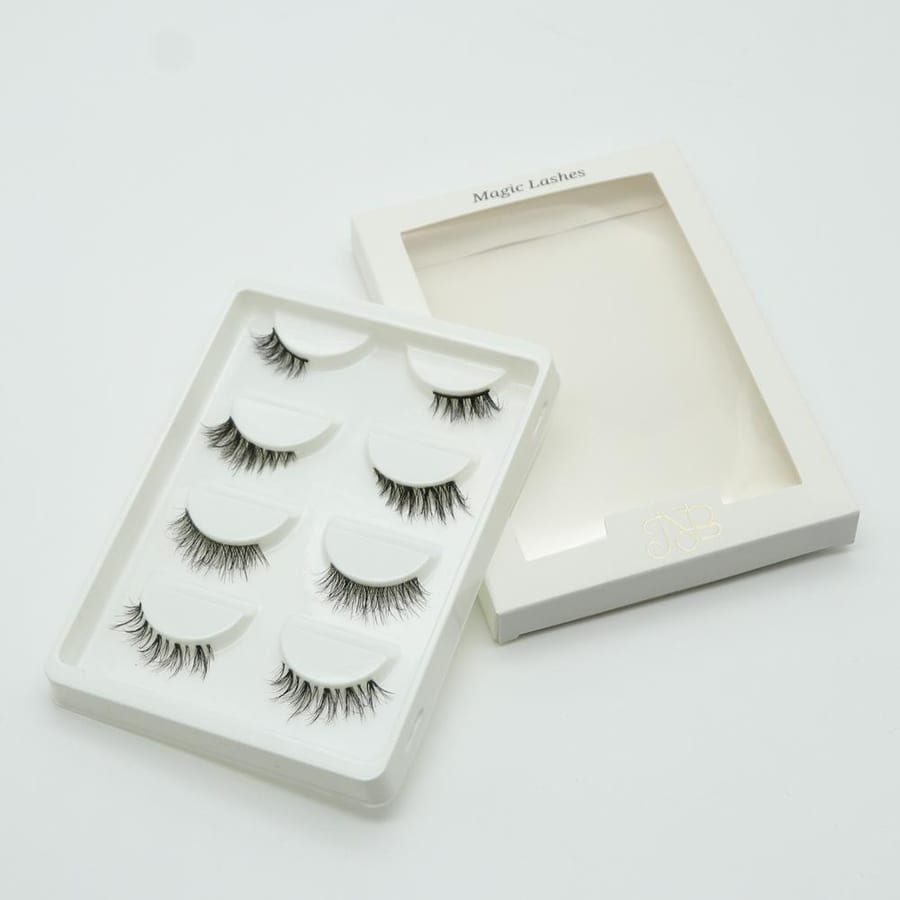 Nora bo awadh magic lashes رموش طرفية من نورا بو عوض