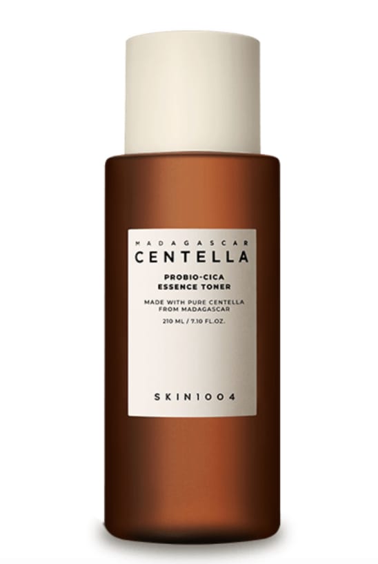 skin1004 Madagascar Centella Probio-Cica Essence Toner 210 ml - تونر لتوازن وتنظيف البشرة بعشبة السينتيلا من سكين 1004